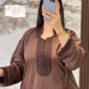 كندورة مغربية مطرزة بثوب روزا